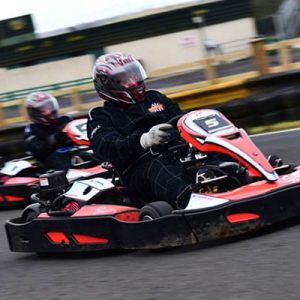 Dunfermline: Go Karting at Knockhill Karting (20 min)